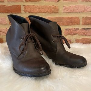 INDIGO by Clarks Brown Leather Lace Up High Heel Ankle Boots Size 10